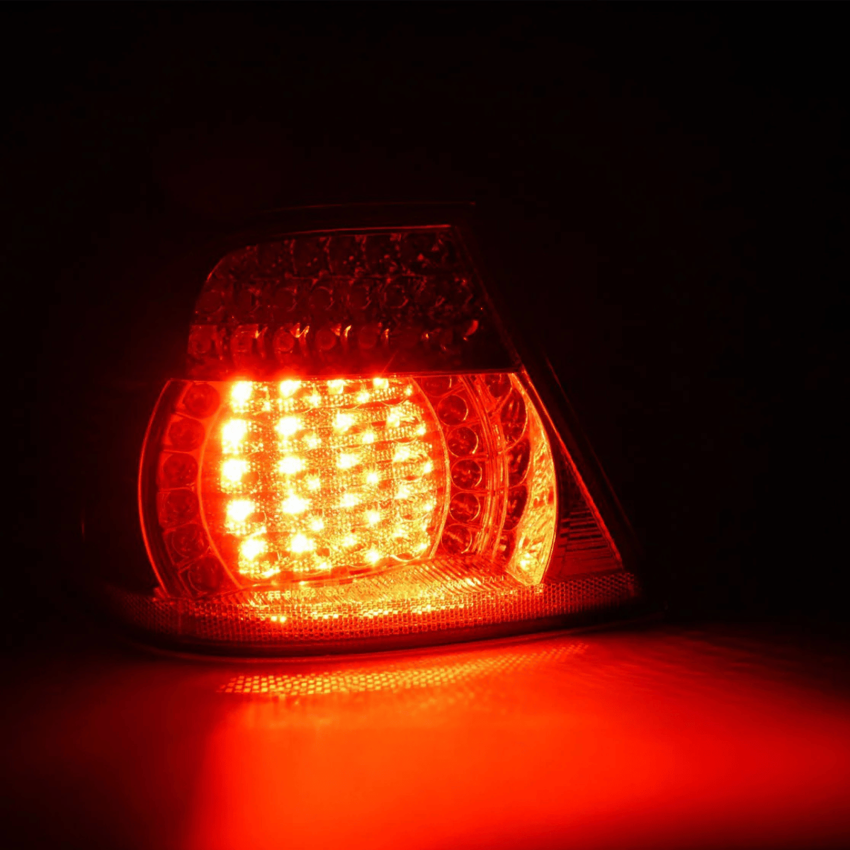 LED Rückleuchten für BMW E90 E91 rot leuchtend, Tuning Zubehör von CR-Tuning