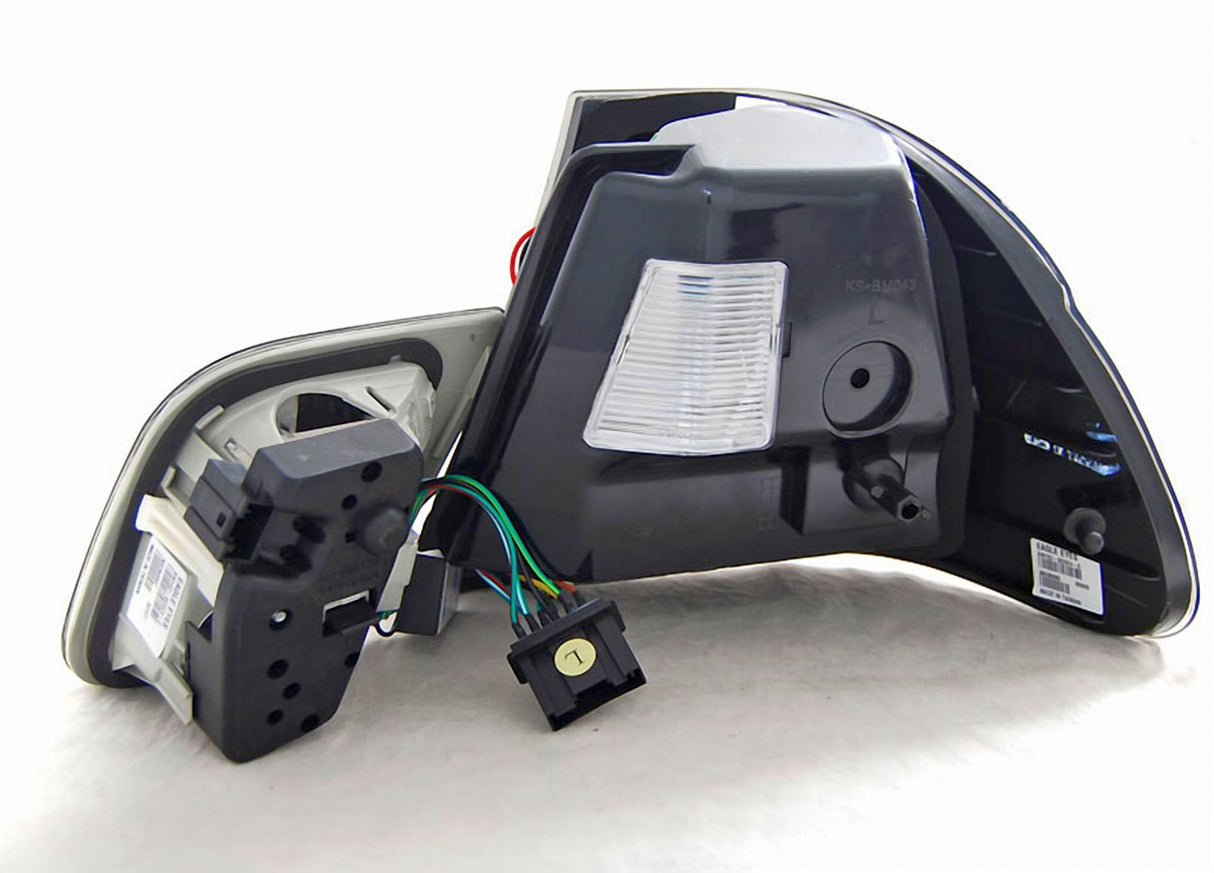 Rückleuchte links für BMW E46 Coupe Cabrio mit Kabelbaum und Stecker, Ersatzteil