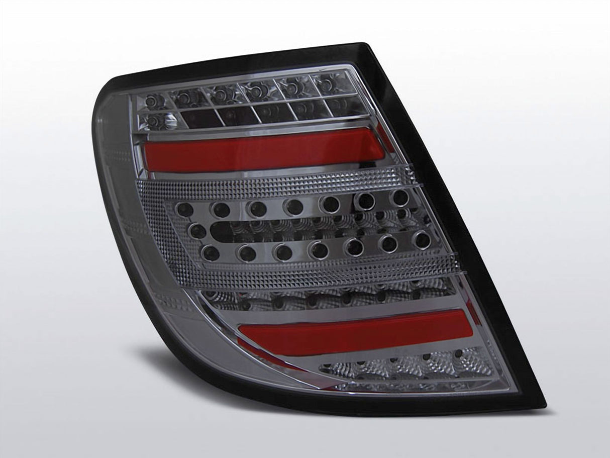 LED Rückleuchten für Mercedes C-Klasse W204 getönt mit roten Akzenten und Chromrahmen
