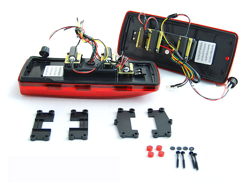 CR-Tuning Rückleuchten-Set mit Verkabelung und Montagematerial, rote LED-Technik für KFZ-Tuning