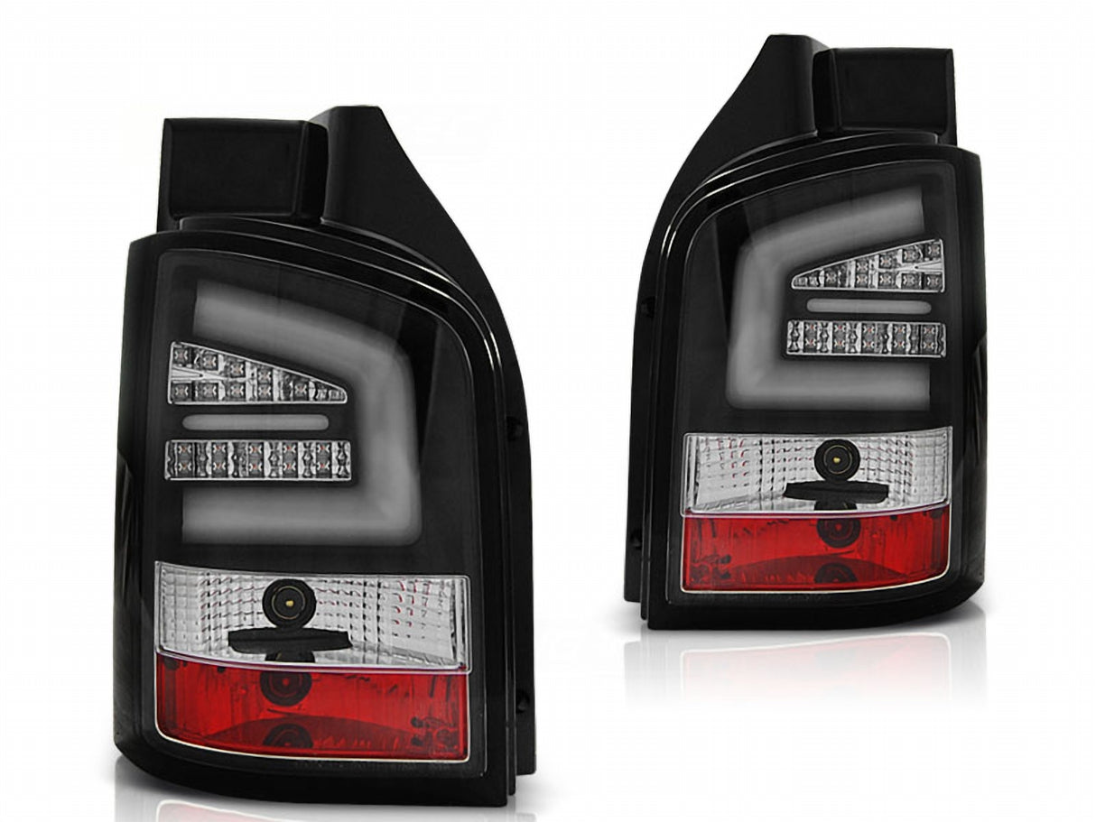 Schwarze LED Rückleuchten für VW T5 mit dynamischem Blinker und Rückfahrlicht