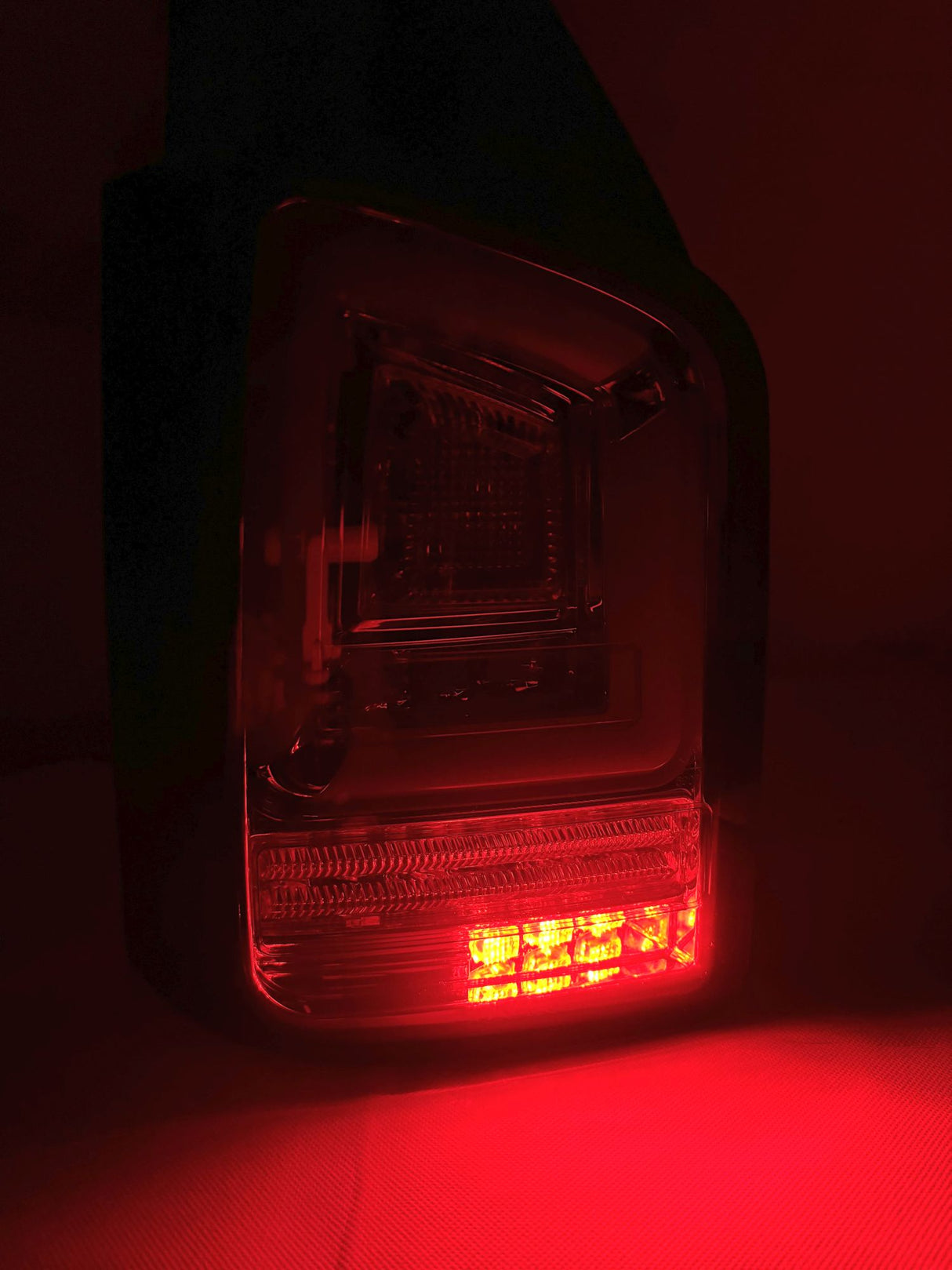 Voll LED Lightbar Rückleuchten Set Smoke für VW T5 Transporter 2003–2009 mit dynamischen Blinkern