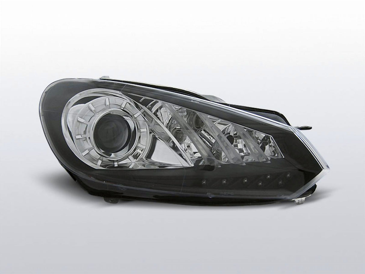 Schwarzer LED Scheinwerfer für VW Golf 6 mit Tagfahrlicht-Optik und Klarglas
