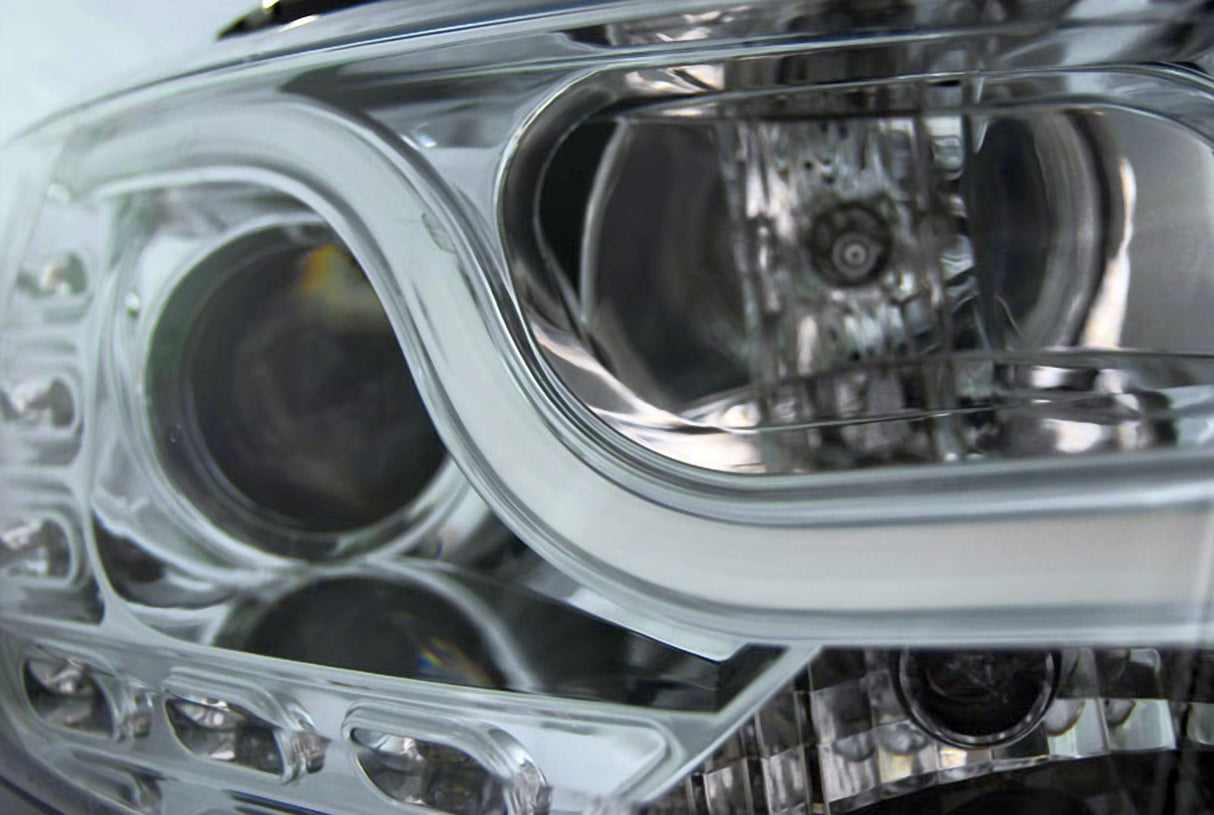 LED Scheinwerfer für VW Jetta mit Tagfahrlicht-Optik und moderner Lichttechnik von CR-Tuning