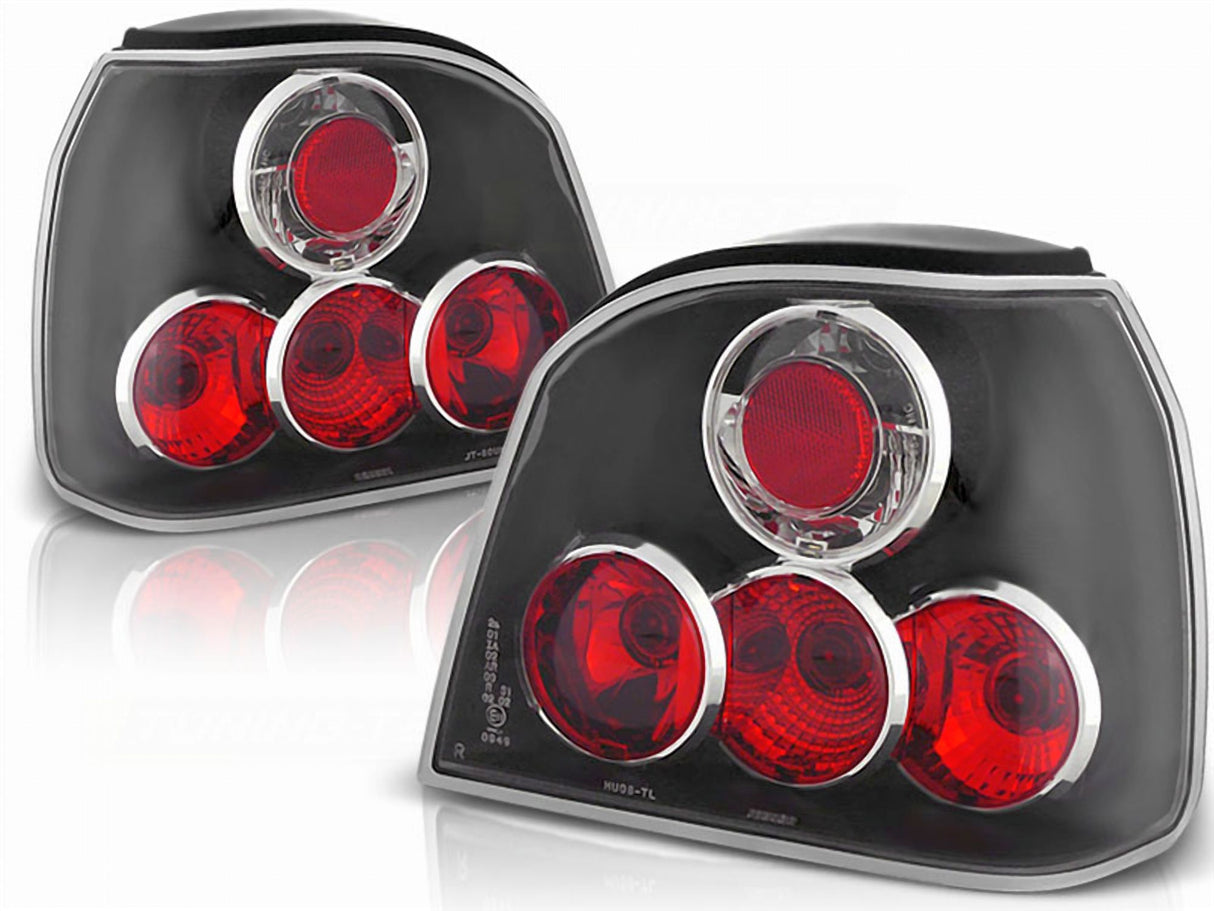 Schwarzes Rückleuchten Set für VW Golf 3 1991-1997 mit roten Leuchten und Chromringen