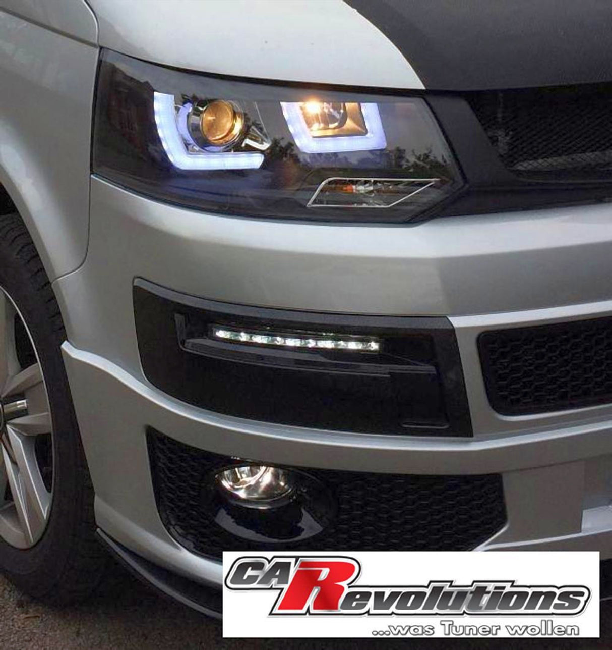 LED Tagfahrlicht Set mit Abdeckung E-Prüfzeichen für VW T5 GP 2010-2015