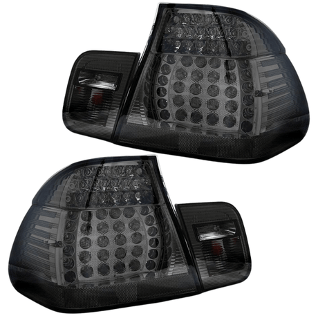 Schwarze LED Rückleuchten für BMW E46 Touring mit Klarglas-Blinker und getöntem Gehäuse