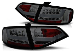 LED Rückleuchten Audi A4 B8 Limo 2008-2011 schwarz getönt mit roten Akzenten