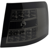 Schwarze LED Rückleuchten für Audi A4 B8 Avant mit getöntem Glas und moderner Lichtsignatur