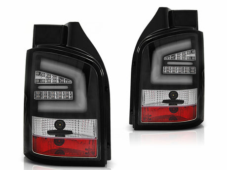 Schwarze LED Rückleuchten für VW T5 mit dynamischem Blinker und Rückfahrlicht
