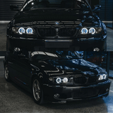 Scheinwerfer mit weißen Angel Eyes und LED-Standlicht, schwarzer BMW für BMW E46